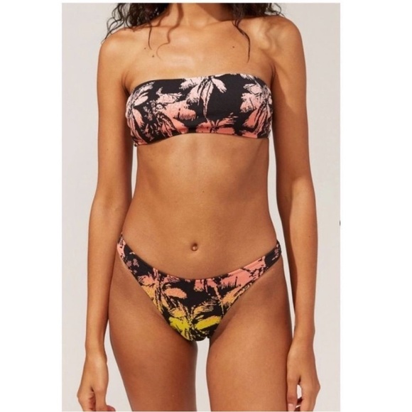 SOLID & STRIPED Other - (BOTTOMS) Solid & Striped Annabelle Bikini Bottoms- Medium.